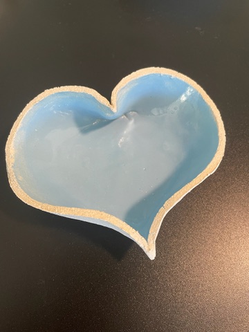 Håndlavet hjerteskål fra ByLine Ceramics i Valby.