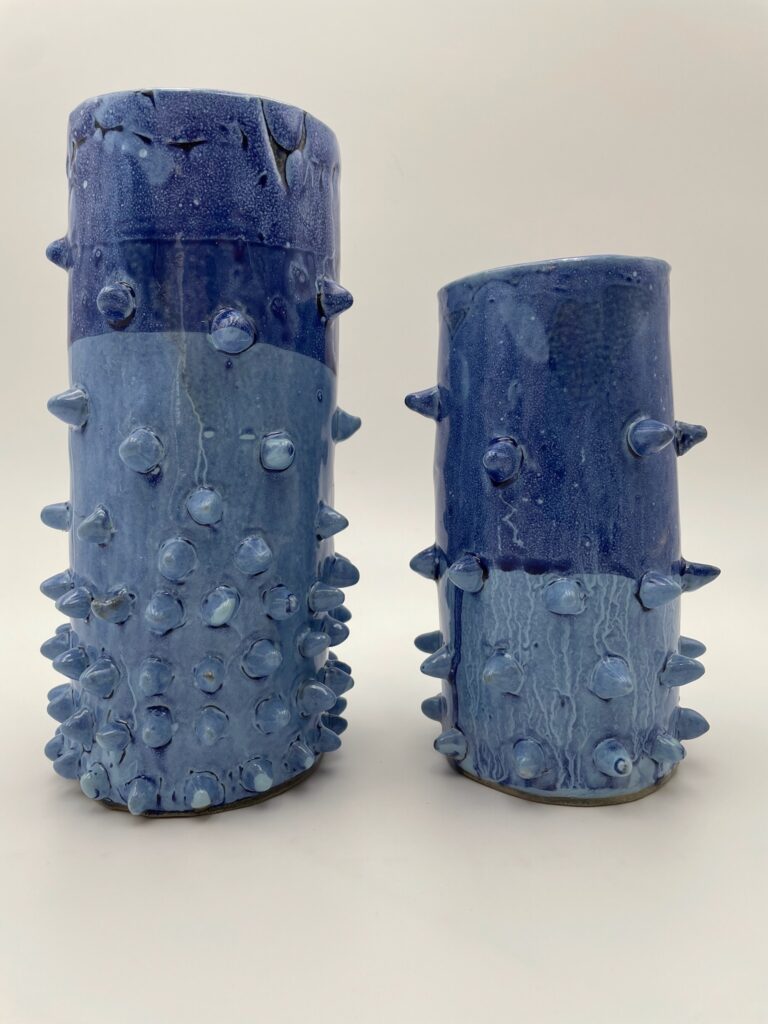 Håndlavet mellemstor blå unika vase fra serien Nordsøen - Stor blå unika vase fra serien Nordsøen | ByLine Ceramics
