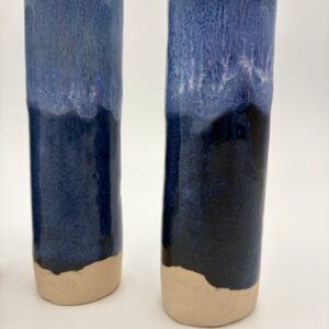 Håndlavet vase inspireret af havet og havskum i mellem størrelse fra ByLine Ceramics i Valby
