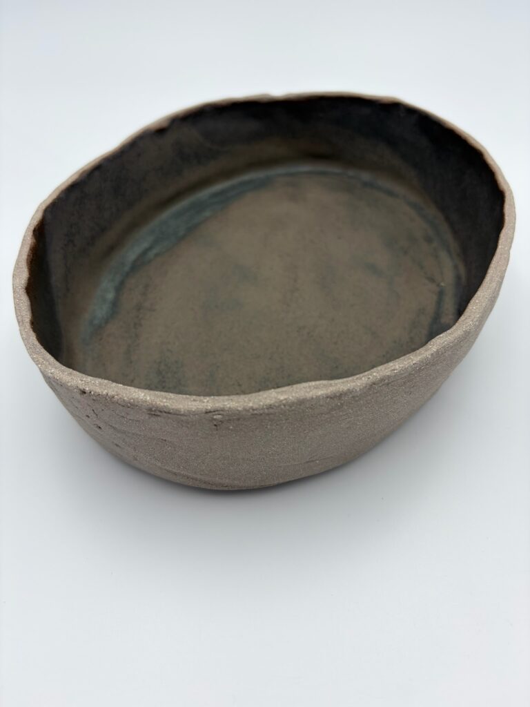 Håndlavet ovnfast fad med skiferglasur | Skumring | ByLine Ceramics