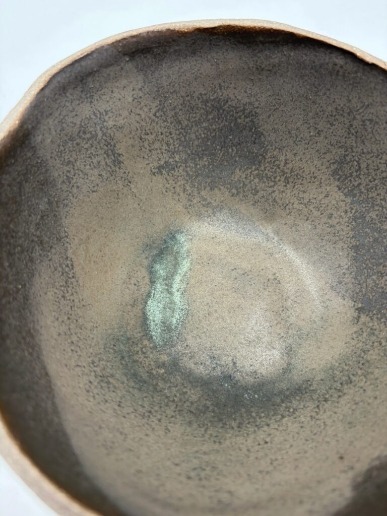 Høj håndlavet skål med skiferglasur | Skumring | ByLine Ceramics